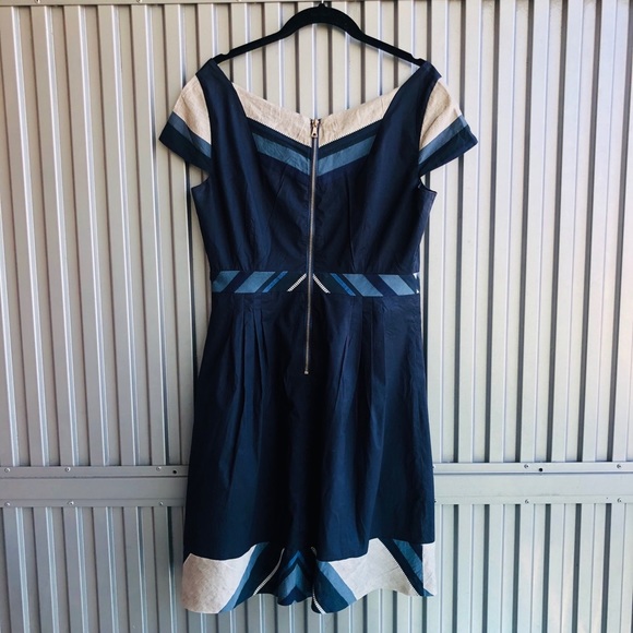 ABAETE A-Line Dress - Picture 2 of 6